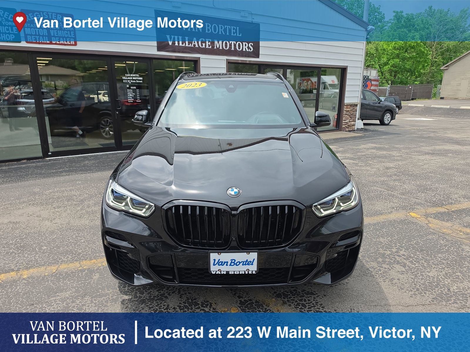 Used 2023 BMW X5 xDrive40i w/ Executive Package AWD/4WD image 2