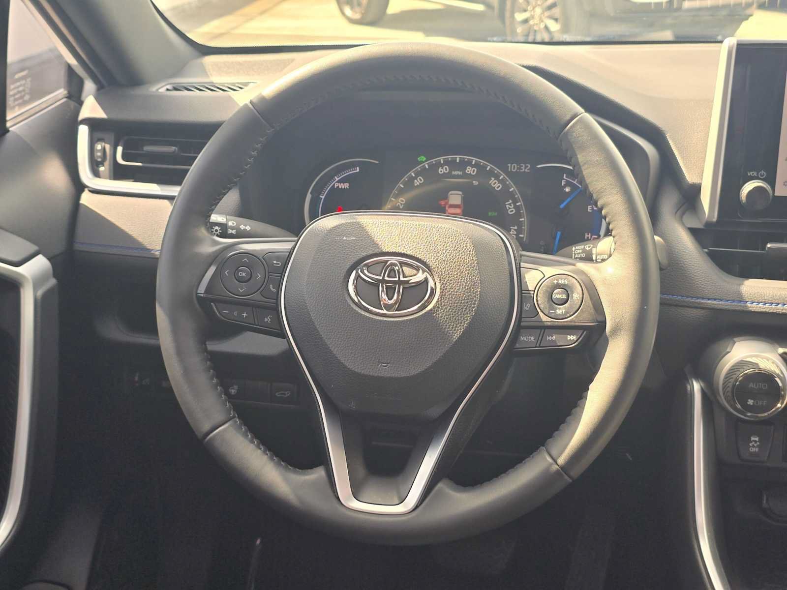 Used 2023 Toyota RAV4 SE w/ Convenience Package AWD/4WD image 19