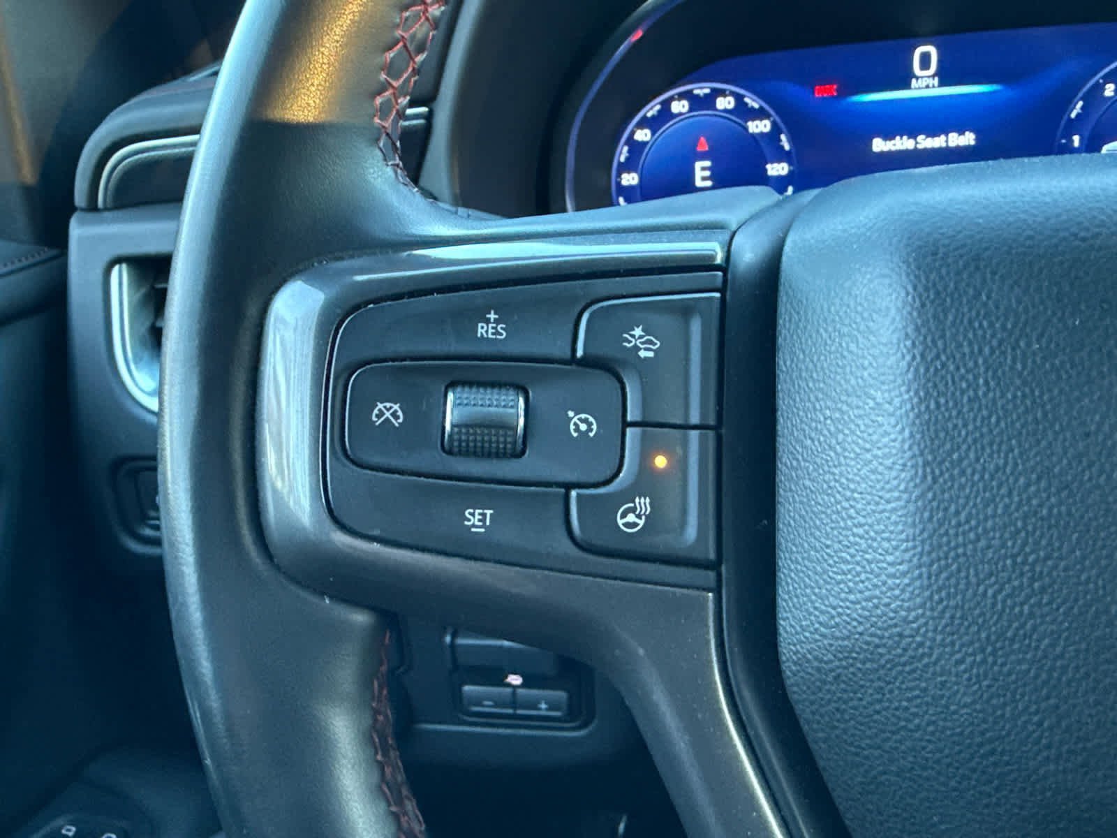 Used 2024 Chevrolet Suburban RST w/ Luxury Package image 17