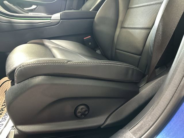 Used 2023 Mercedes-Benz GLC 300 4MATIC Coupe image 16