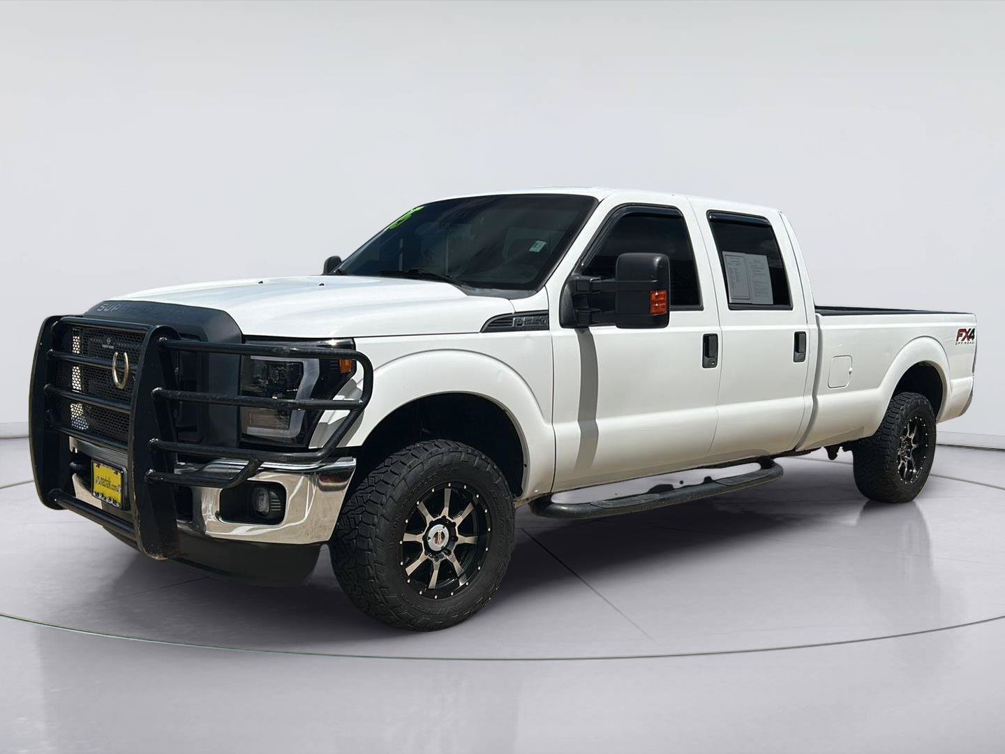 Used 2015 Ford F250 XL w/ Power Equipment Group AWD/4WD image 3