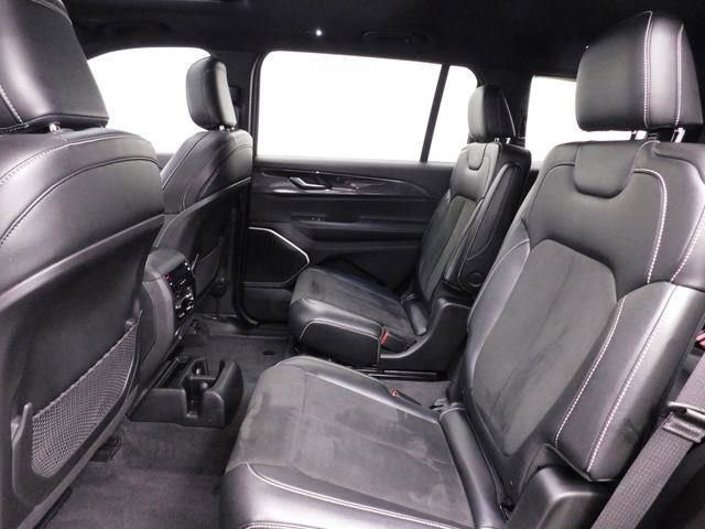 Used 2022 Jeep Grand Cherokee L Laredo image 23