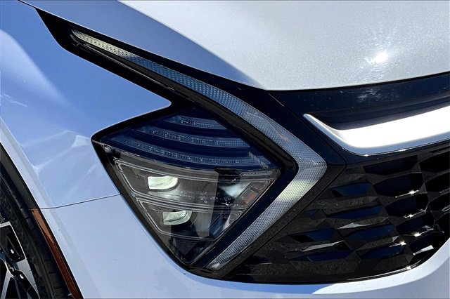 Used 2024 Kia Sportage EX image 31