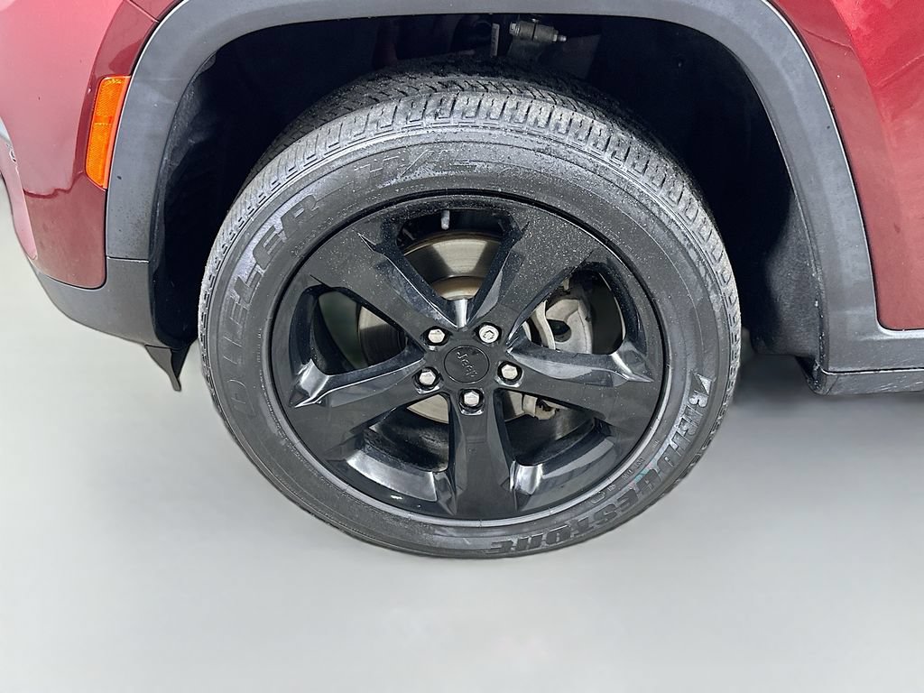 Used 2022 Jeep Grand Cherokee Altitude RWD image 8