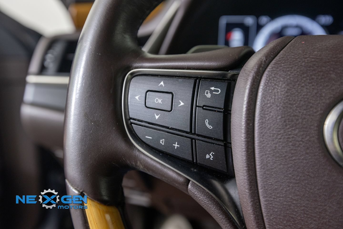 Used 2019 Lexus ES 350 w/ Accessory Package FWD image 14