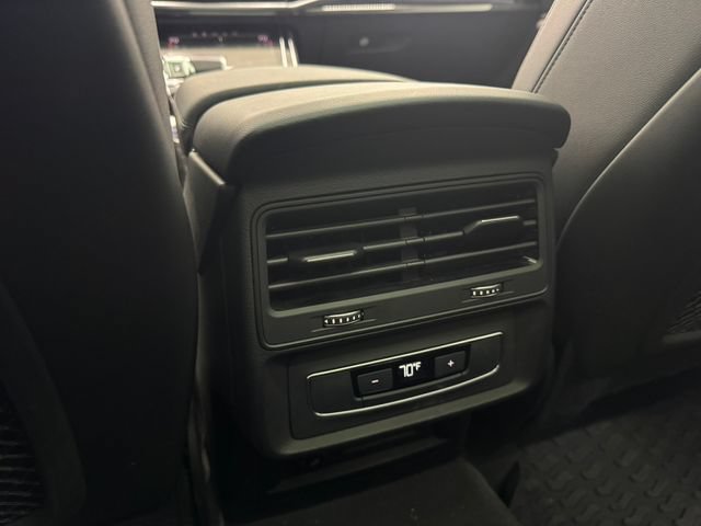 Used 2023 Audi Q7 2.0T Premium Plus w/ Premium Plus Package AWD/4WD image 44
