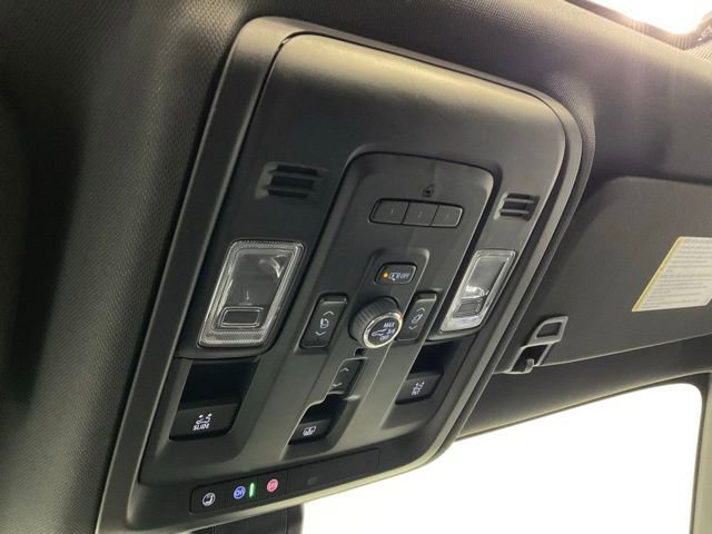 Used 2021 Chevrolet Tahoe High Country image 16