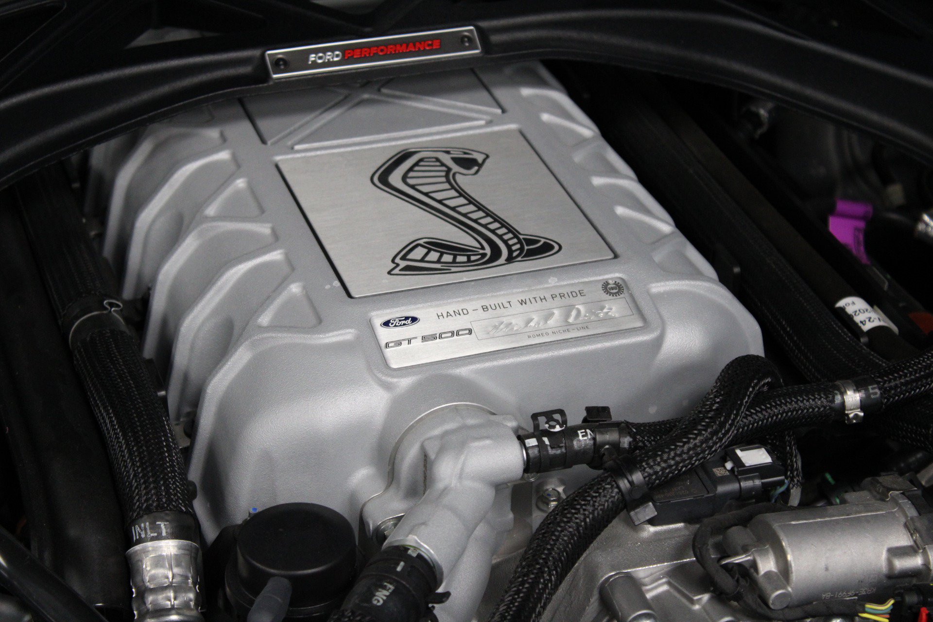 Used 2020 Ford Mustang Shelby GT500 w/ Technology Package RWD image 40