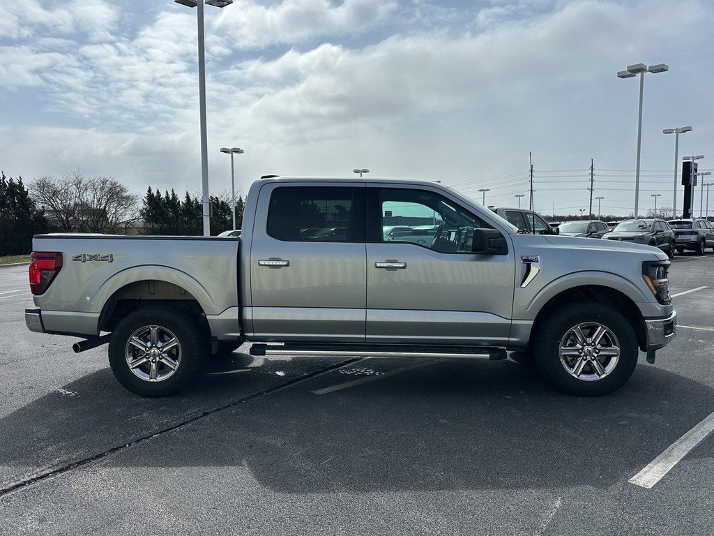 Used 2025 Ford F150 XLT w/ Equipment Group 301A Standard image 4