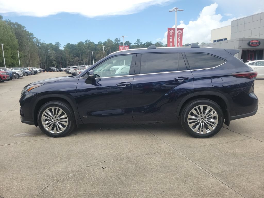 Certified 2026 Toyota Highlander Platinum AWD/4WD video 2