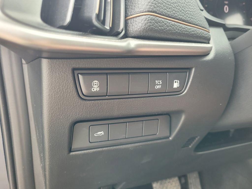 Certified 2024 MAZDA CX-90 Plug-In Hybrid w/ Preferred AWD/4WD image 25