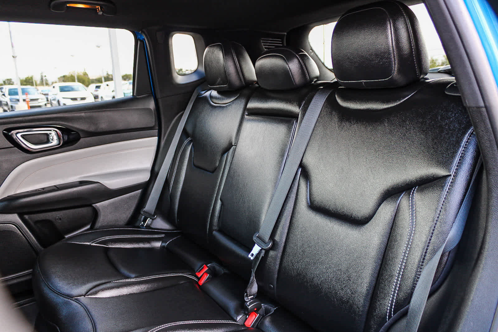 Used 2026 Jeep Compass Limited image 18