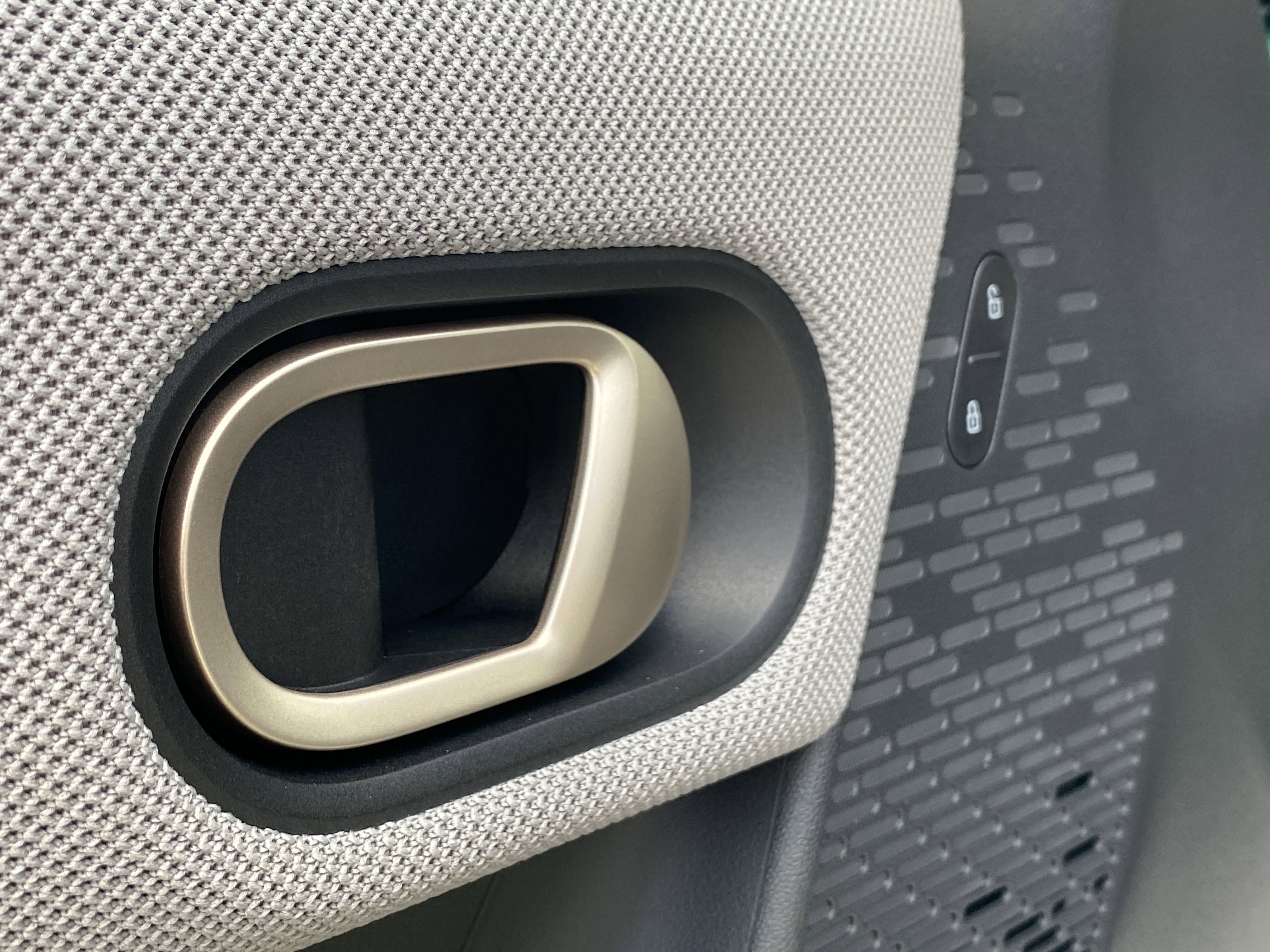 Certified 2025 MINI Cooper S image 25