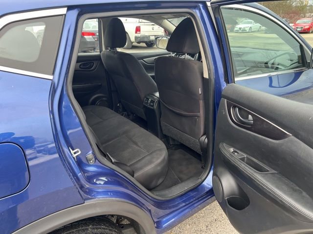 Used 2020 Nissan Rogue Sport S image 15