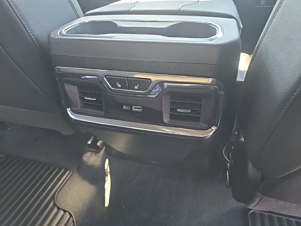 Used 2025 Chevrolet Silverado 2500 LTZ w/ LTZ Premium Package image 15