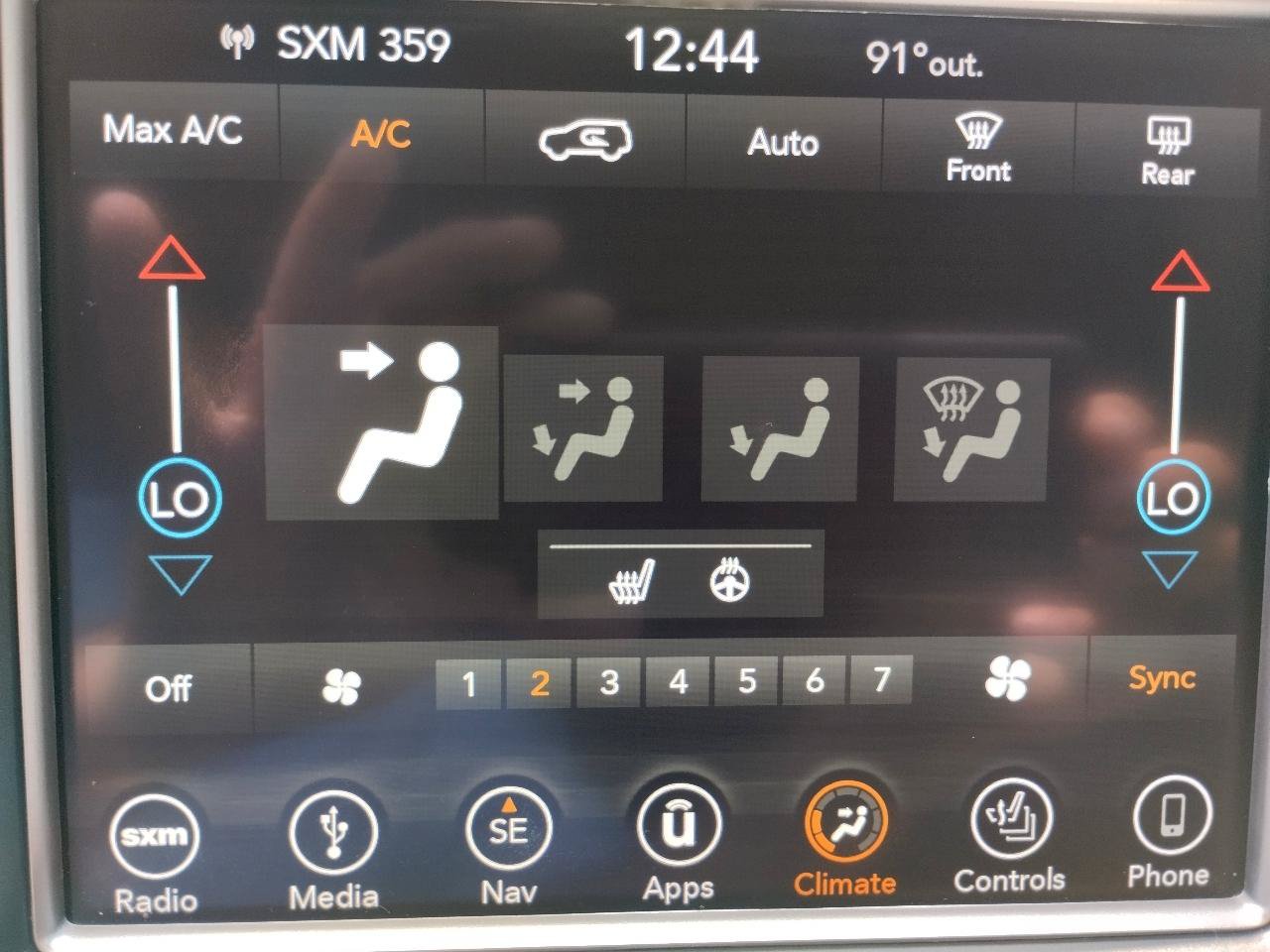 Used 2018 Jeep Grand Cherokee Altitude AWD/4WD image 24