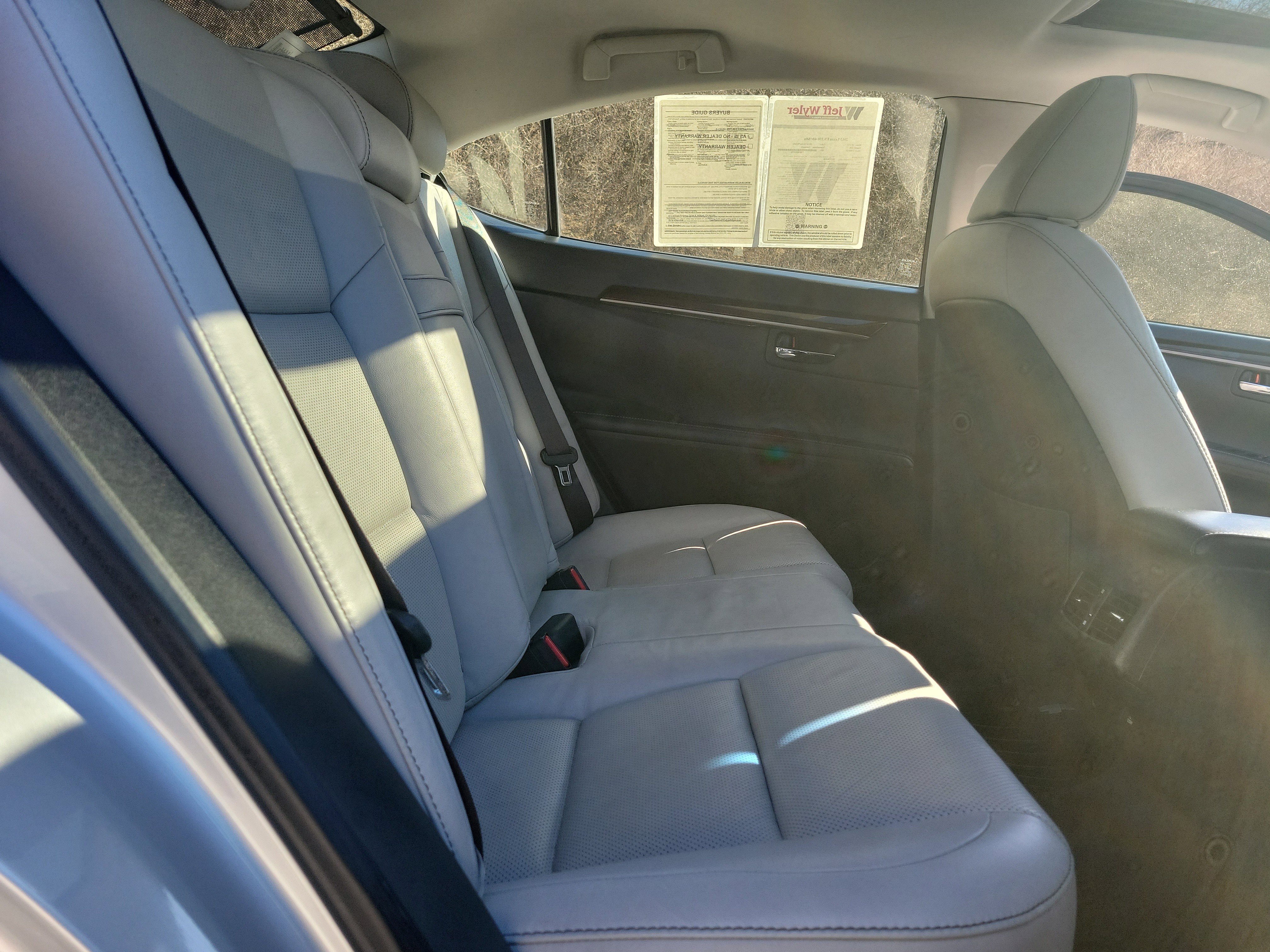 Used 2013 Lexus ES 350 w/ Luxury Pkg image 27