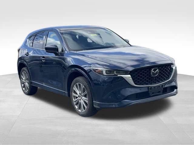 Used 2022 MAZDA CX-5 Signature image 3