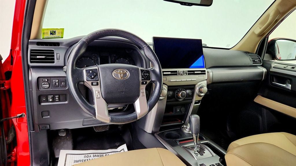 Used 2021 Toyota 4Runner SR5 Premium w/ Moonroof Package AWD/4WD image 11