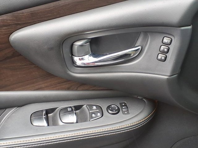 Used 2021 Nissan Murano Platinum w/ Cargo Package image 25