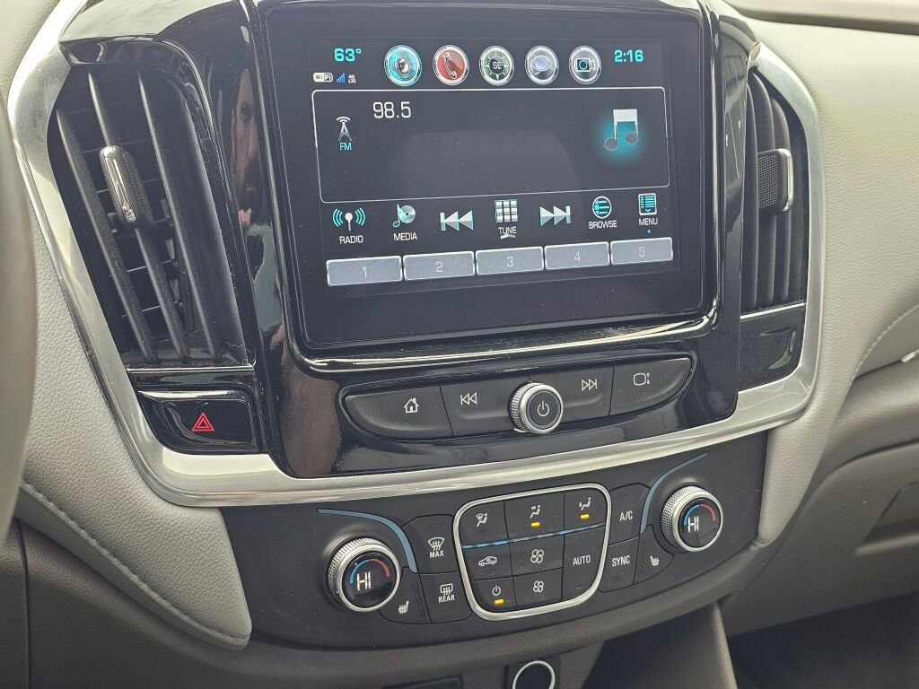 Used 2018 Chevrolet Traverse LT AWD/4WD image 28