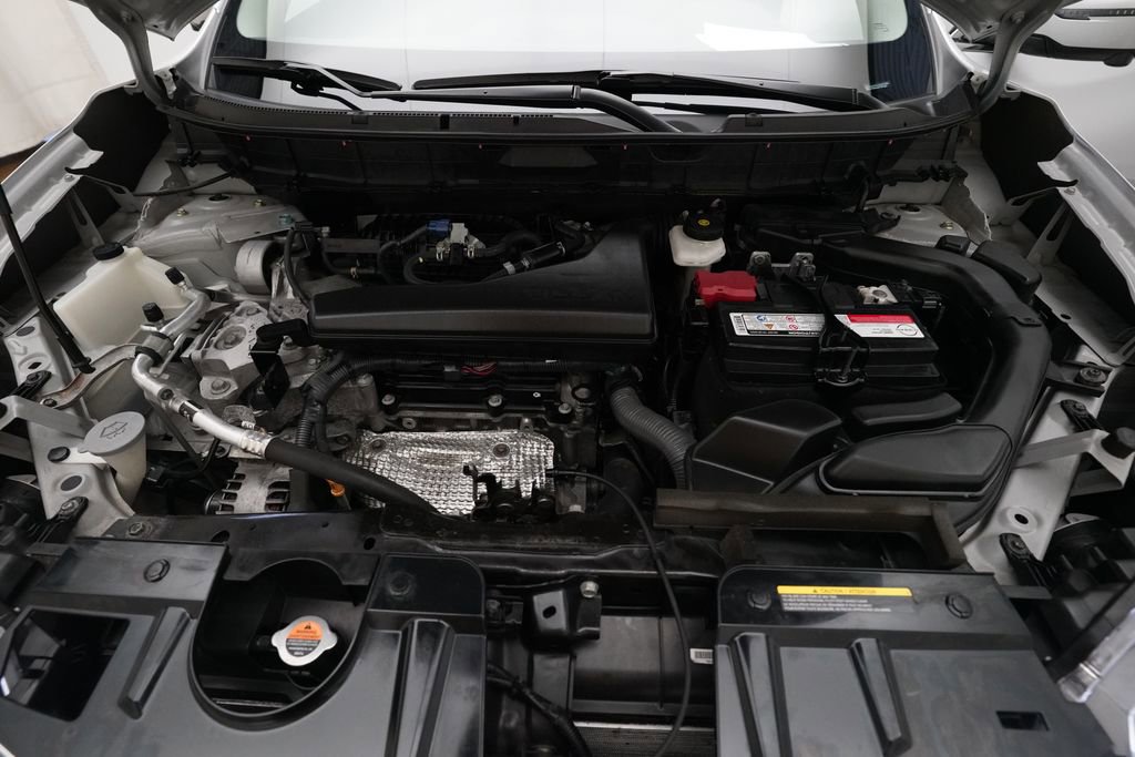 Used 2019 Nissan Rogue SL image 3