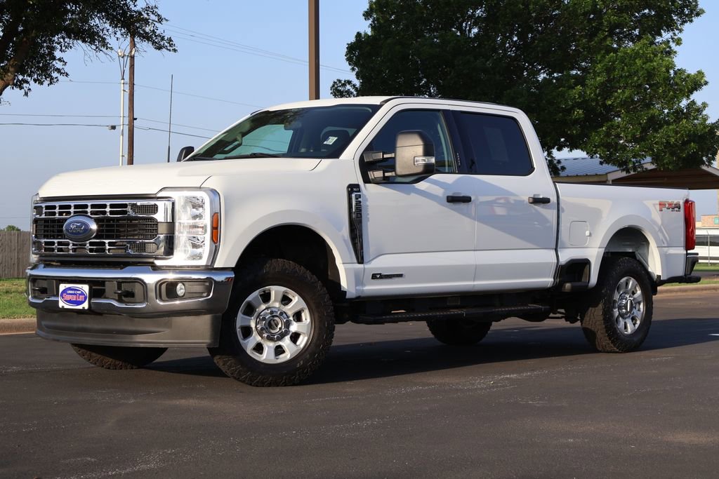 Used 2024 Ford F250 XLT w/ FX4 Off-Road Package AWD/4WD image 17