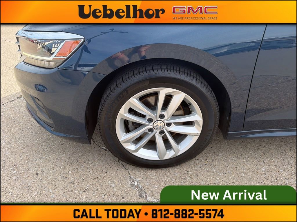 Used 2020 Volkswagen Passat 2.0T S FWD image 13