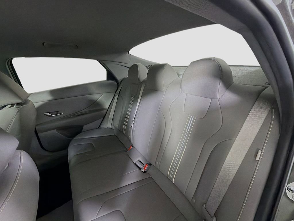 Used 2024 Hyundai Elantra SEL FWD image 22