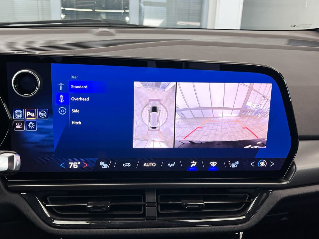 Certified 2024 Chevrolet Equinox EV RS image 23