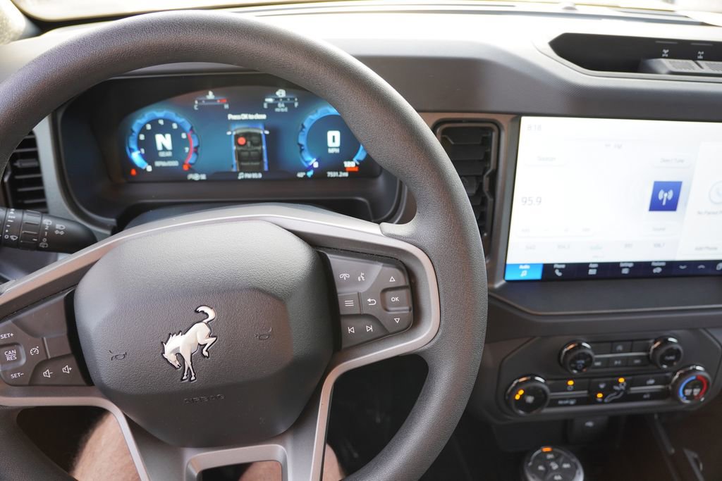 Certified 2025 Ford Bronco 2-Door w/ Sasquatch Package image 22