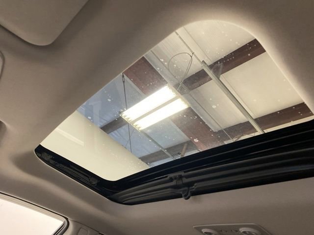 Used 2015 Buick Enclave Leather image 16