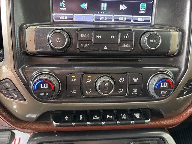 Used 2015 Chevrolet Silverado 3500 High Country image 24