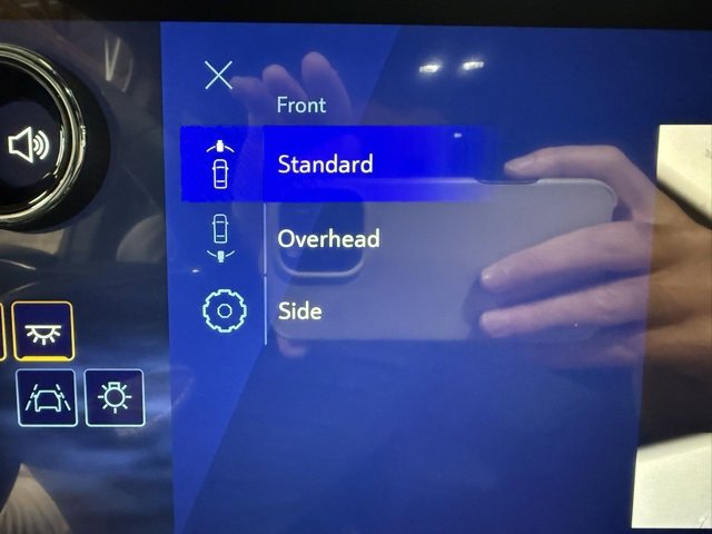 New 2026 Chevrolet Traverse LT w/ Driver Confidence Package image 20