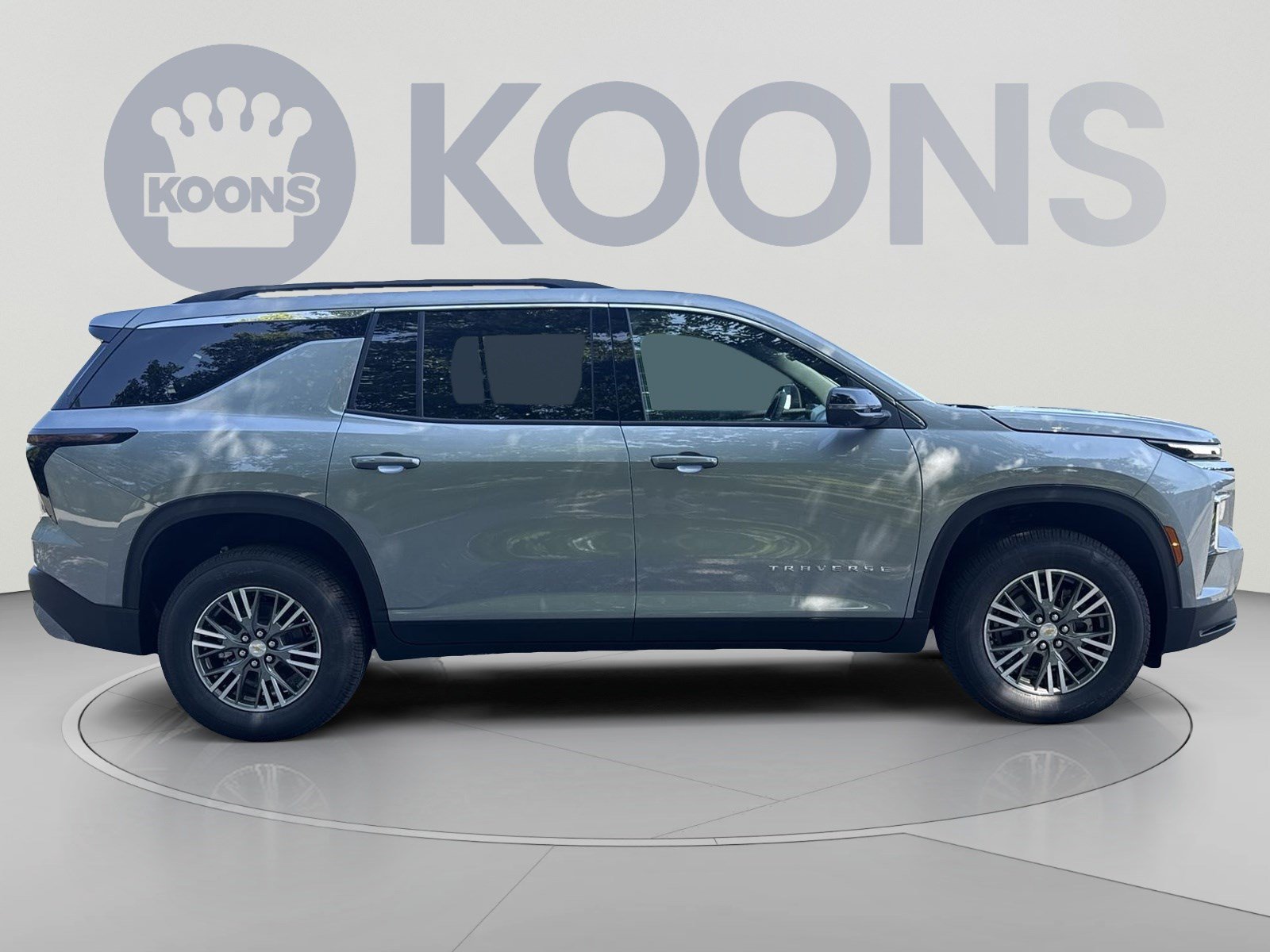 New 2026 Chevrolet Traverse LT w/ Driver Confidence Package AWD/4WD image 5