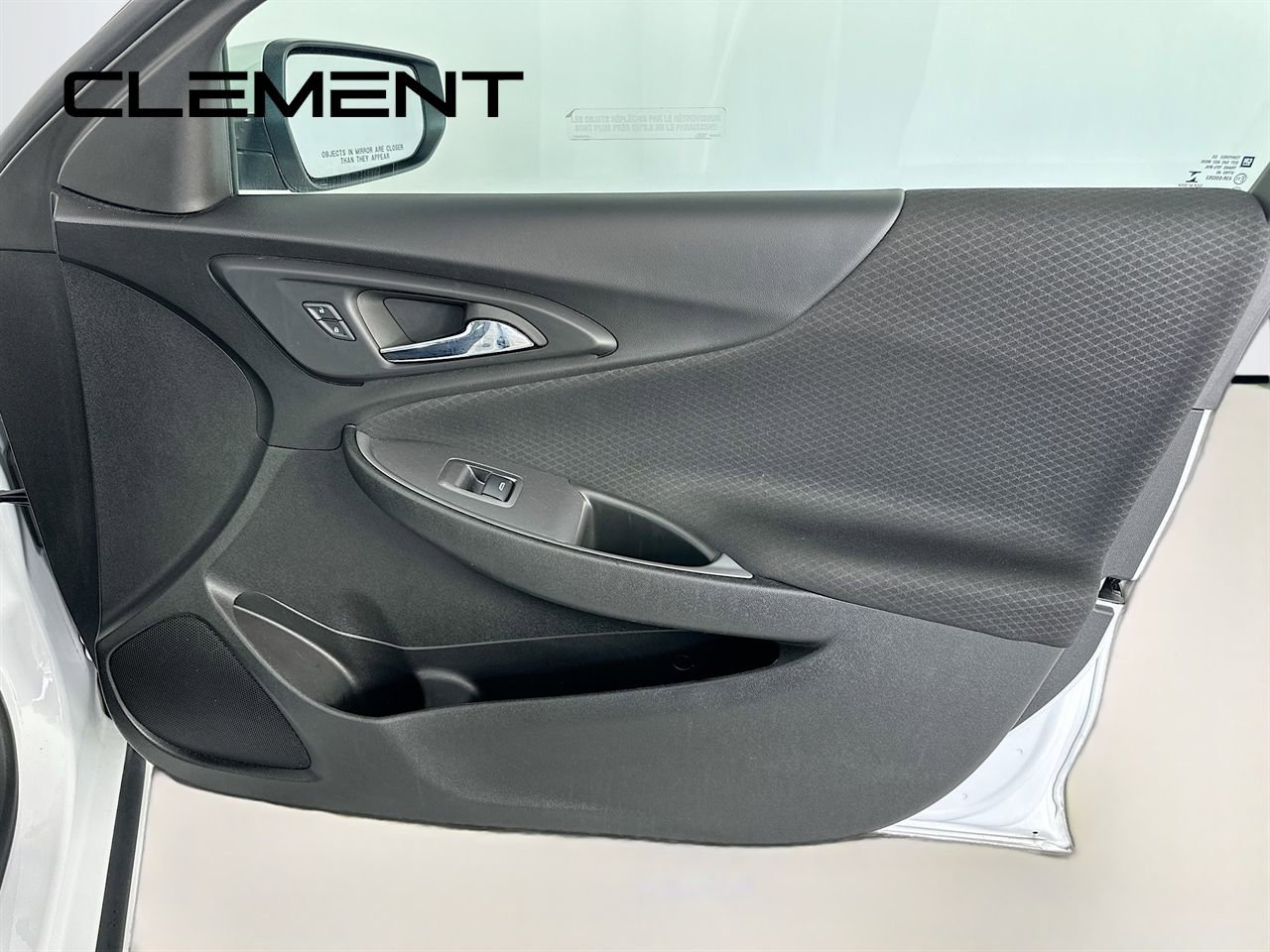 Used 2023 Chevrolet Malibu LT image 34