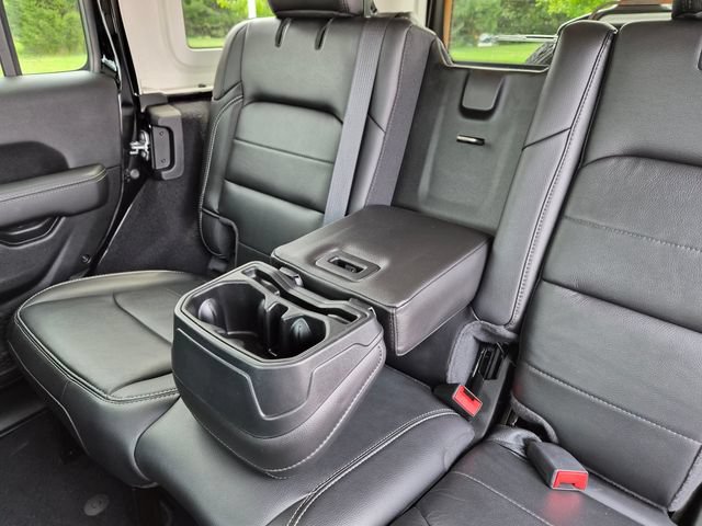 Used 2021 Jeep Wrangler Unlimited Sahara AWD/4WD image 32