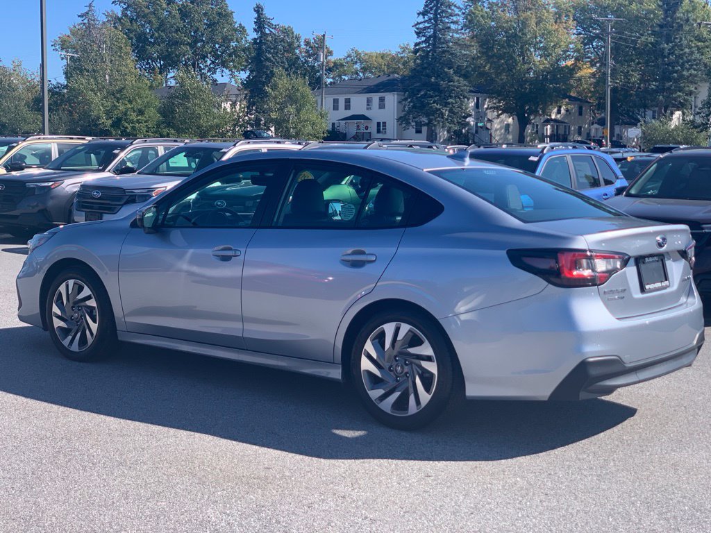 Used 2025 Subaru Legacy Limited AWD/4WD image 3