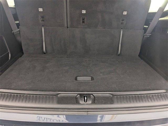 Used 2023 Jeep Wagoneer 2WD w/ Convenience Group I image 31