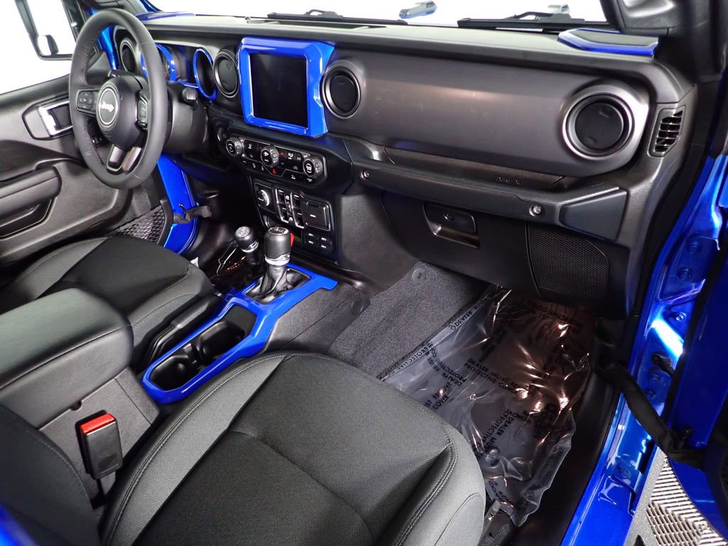 Used 2023 Jeep Gladiator Willys image 42