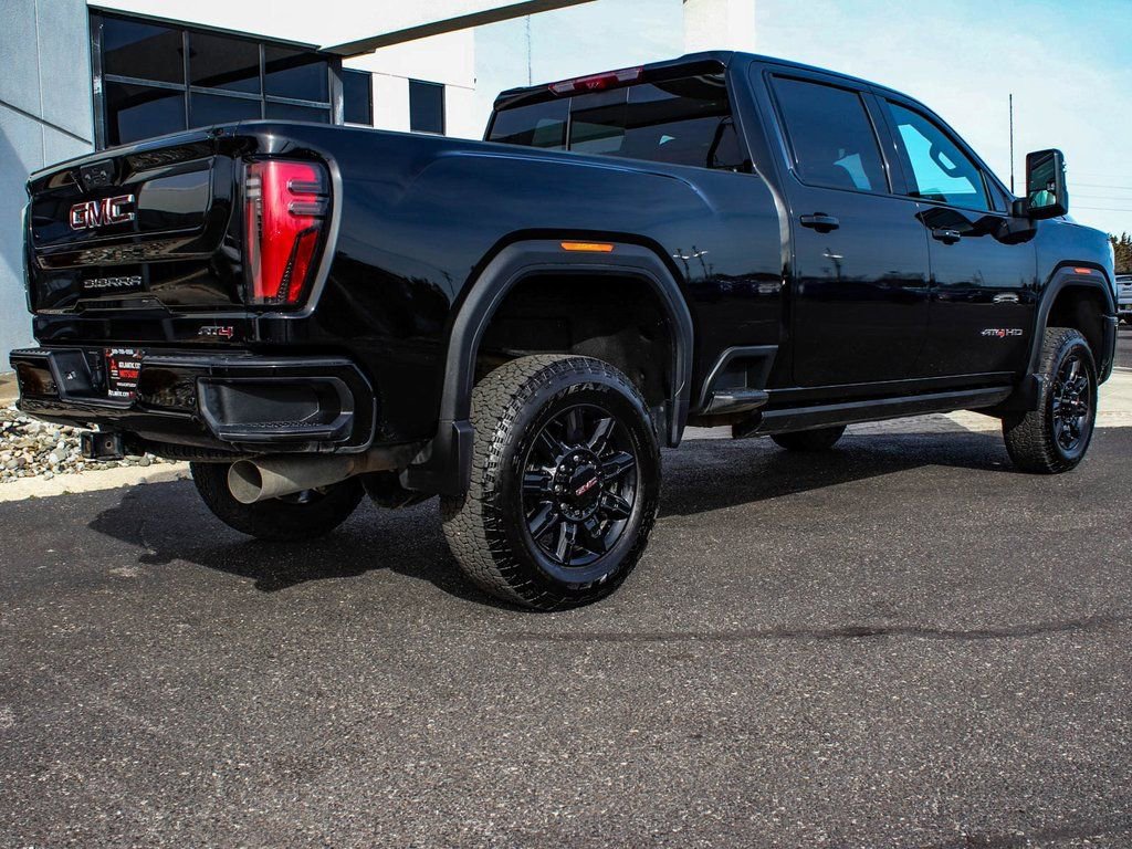 Used 2024 GMC Sierra 3500 AT4 w/ AT4 Premium Plus Package image 6