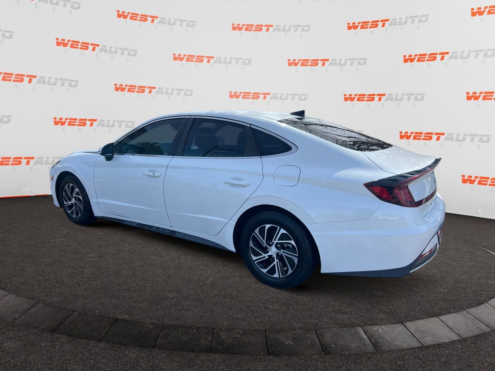 Used 2021 Hyundai Sonata Blue image 3