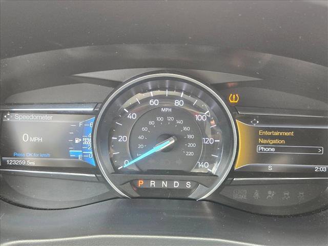Used 2017 Ford Explorer XLT w/ Equipment Group 202A FWD image 11