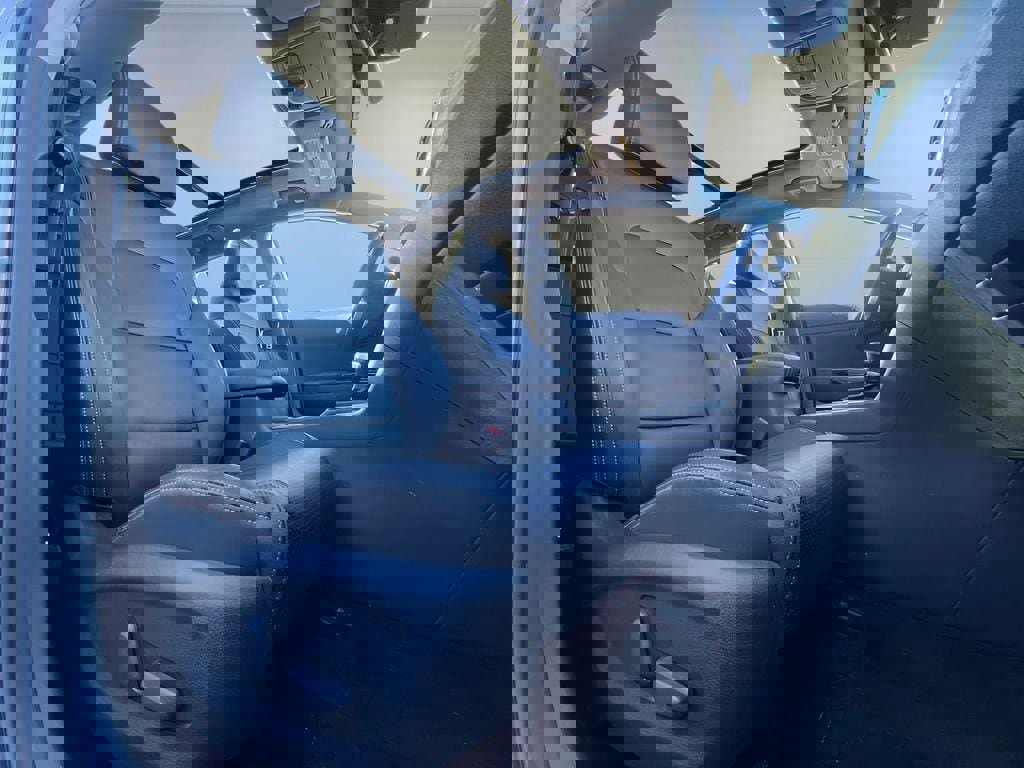 Used 2022 Kia Sportage EX w/ EX Technology Package image 22