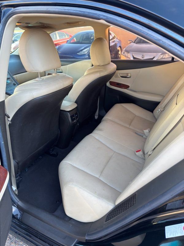 Used 2010 Lexus HS 250h Premium image 6