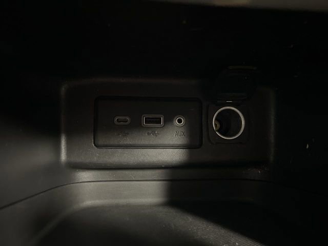 Used 2019 Chevrolet Equinox LT FWD image 18