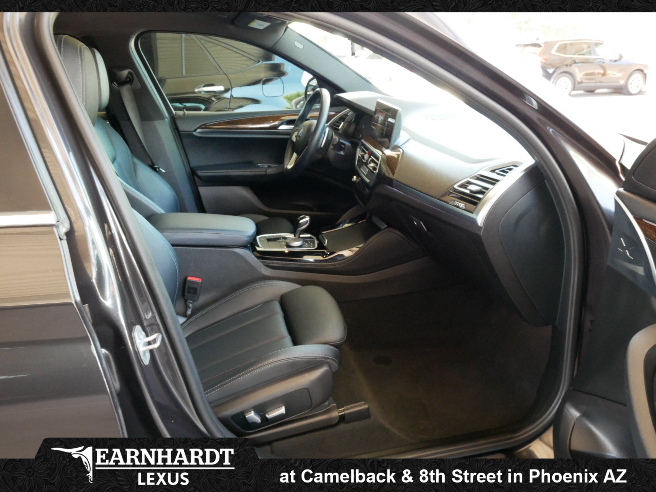 Used 2022 BMW X4 xDrive30i AWD/4WD image 10
