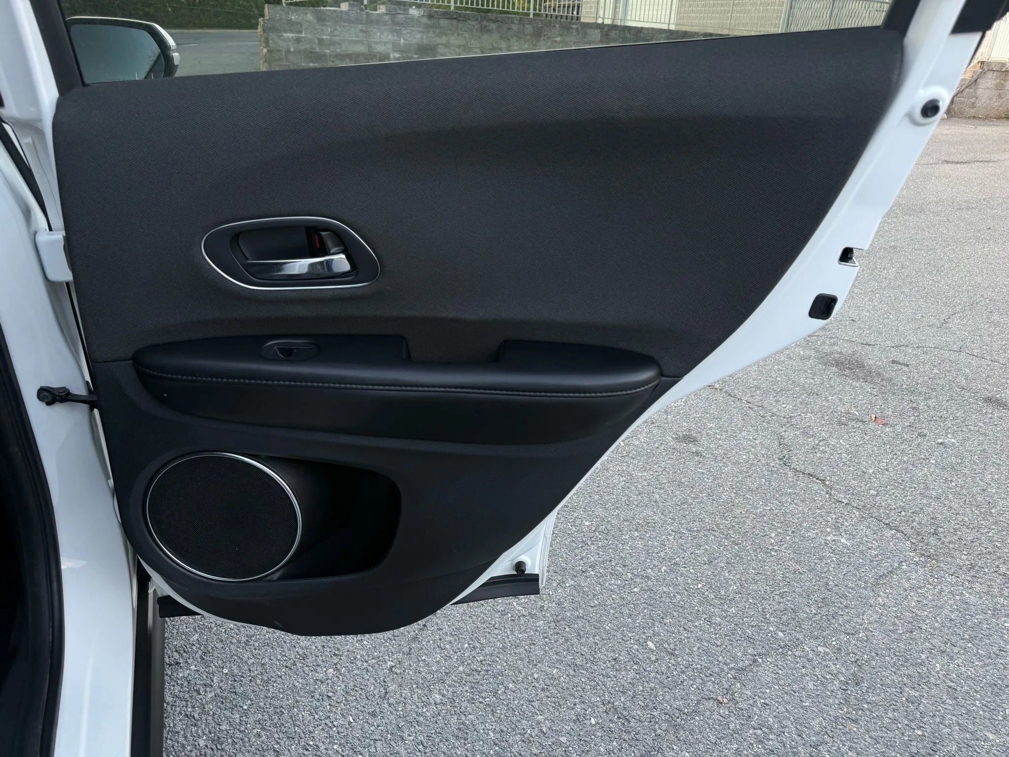 Used 2022 Honda HR-V EX image 23