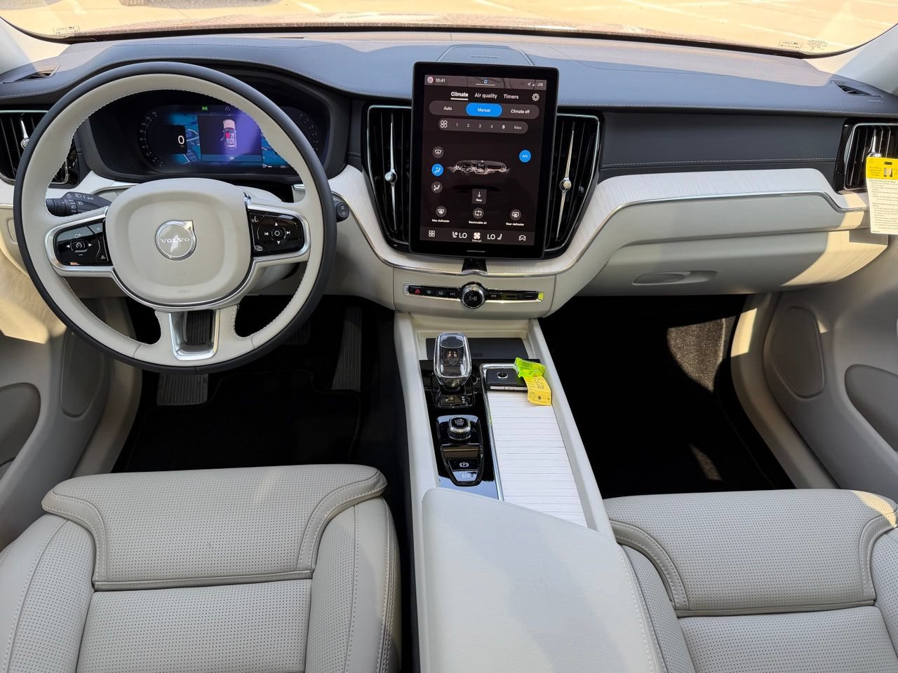 New 2027 Volvo XC60 B5 Ultra AWD/4WD image 8