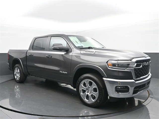 New 2026 RAM 1500 4x4 Crew Cab image 7